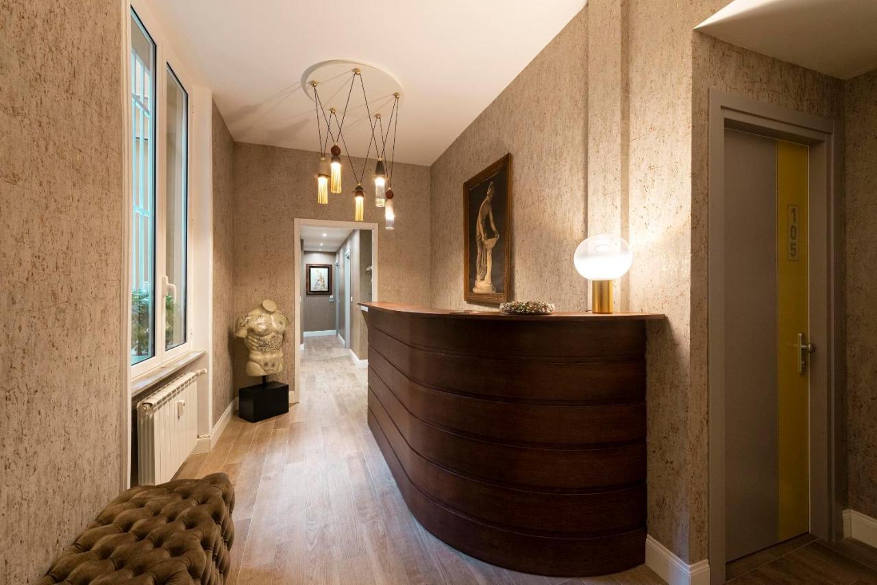 Royal Rooms Corso Rome Bagian luar foto