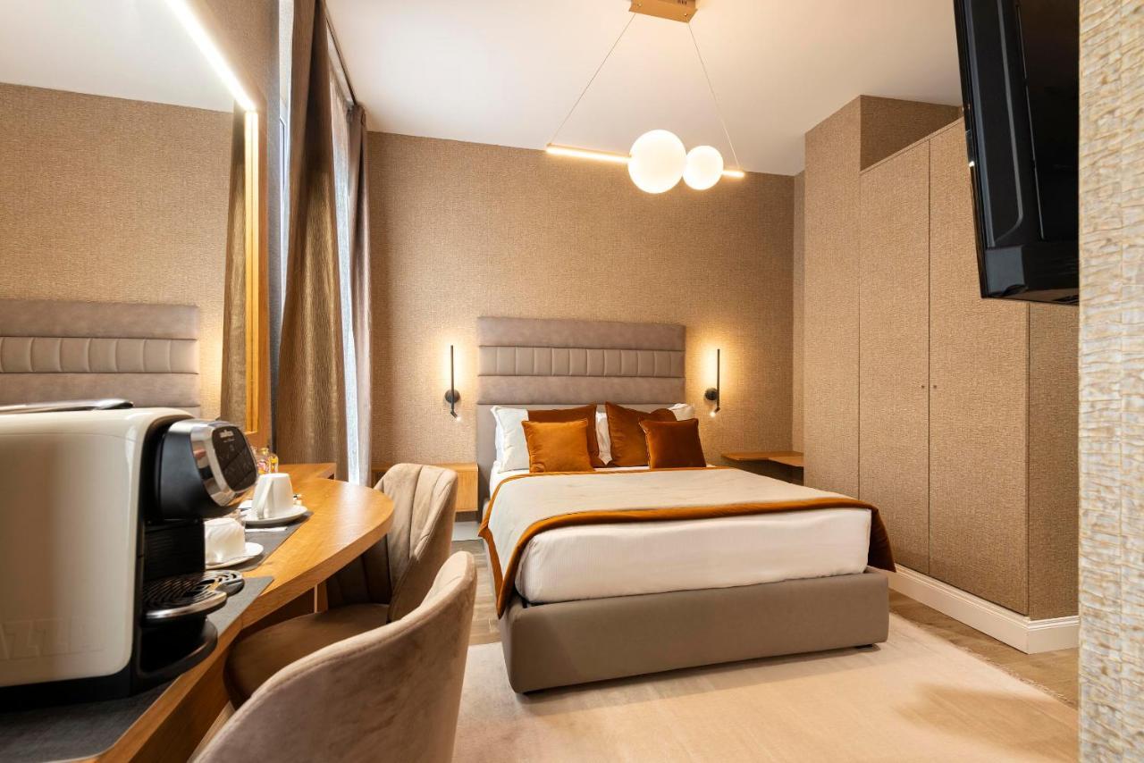 Royal Rooms Corso Rome Bagian luar foto
