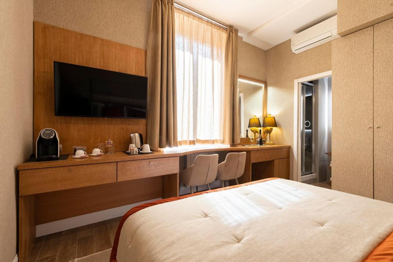 Royal Rooms Corso Rome Bagian luar foto
