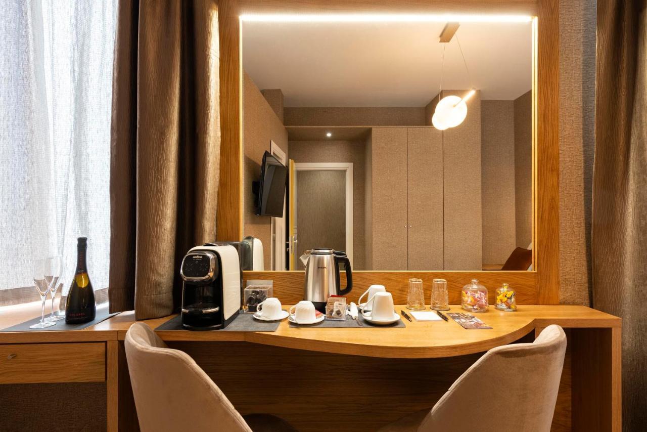 Royal Rooms Corso Rome Bagian luar foto
