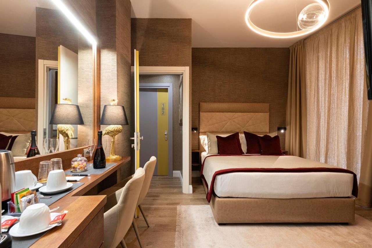 Royal Rooms Corso Rome Bagian luar foto
