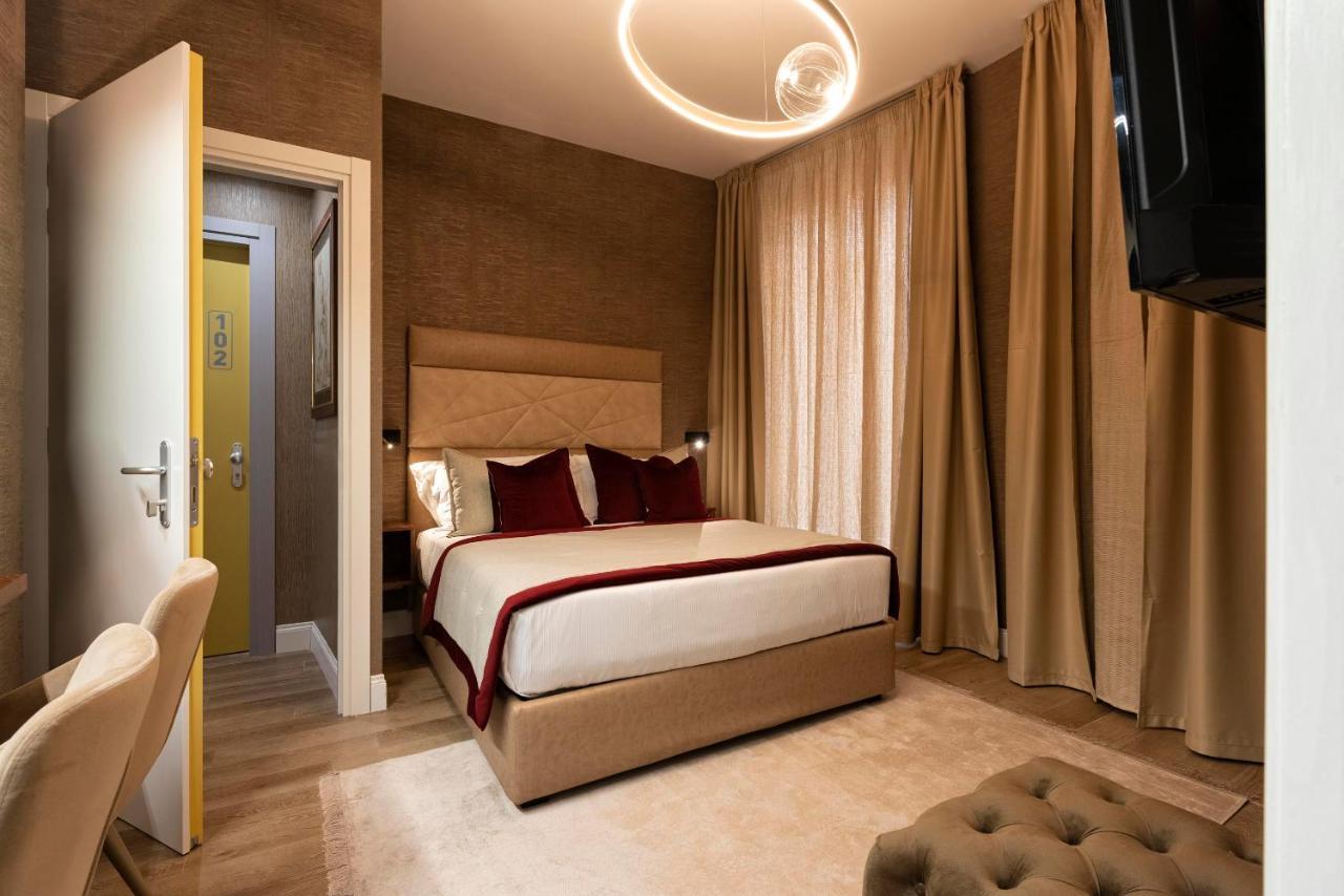 Royal Rooms Corso Rome Bagian luar foto