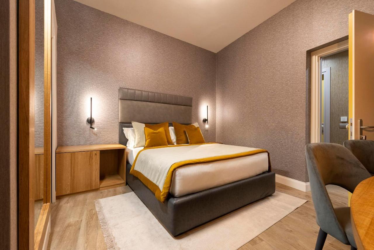 Royal Rooms Corso Rome Bagian luar foto